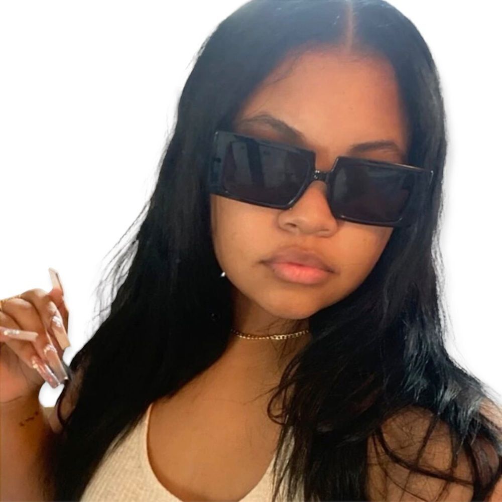 🆕Black Square Frame Black Tinted Lens Sunglasses - Picture 3 of 4